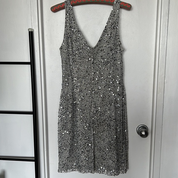 French Connection Silver Sequin Dress UK14 - Picture 5 of 5